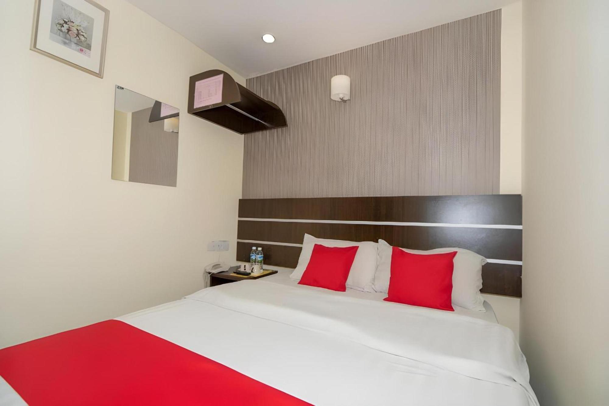 Super Oyo 89944 Stay Inn Kota Kinabalu Esterno foto
