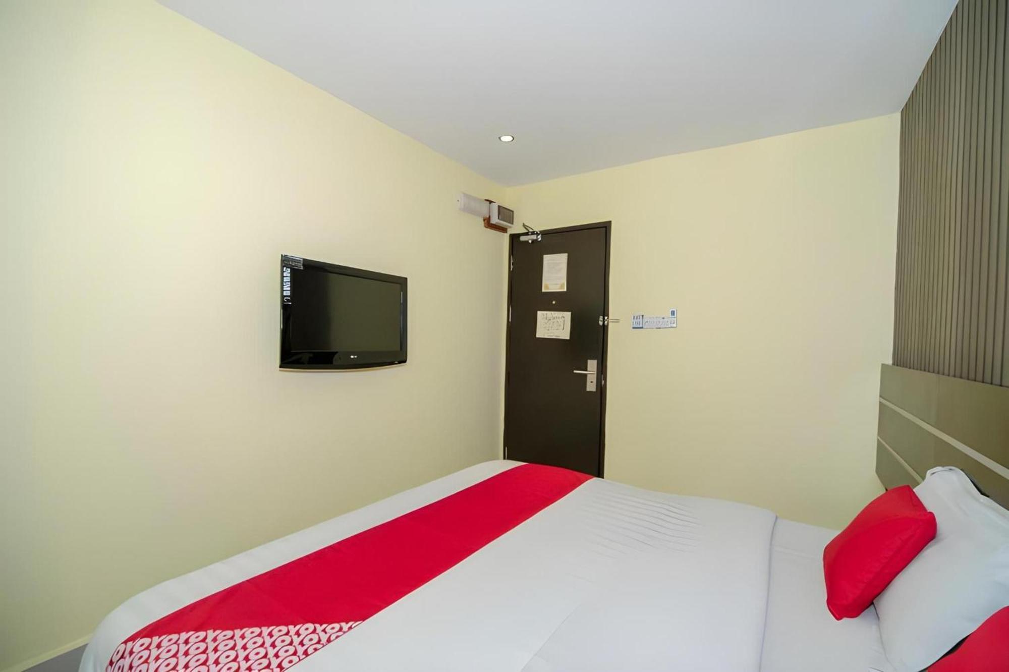 Super Oyo 89944 Stay Inn Kota Kinabalu Esterno foto