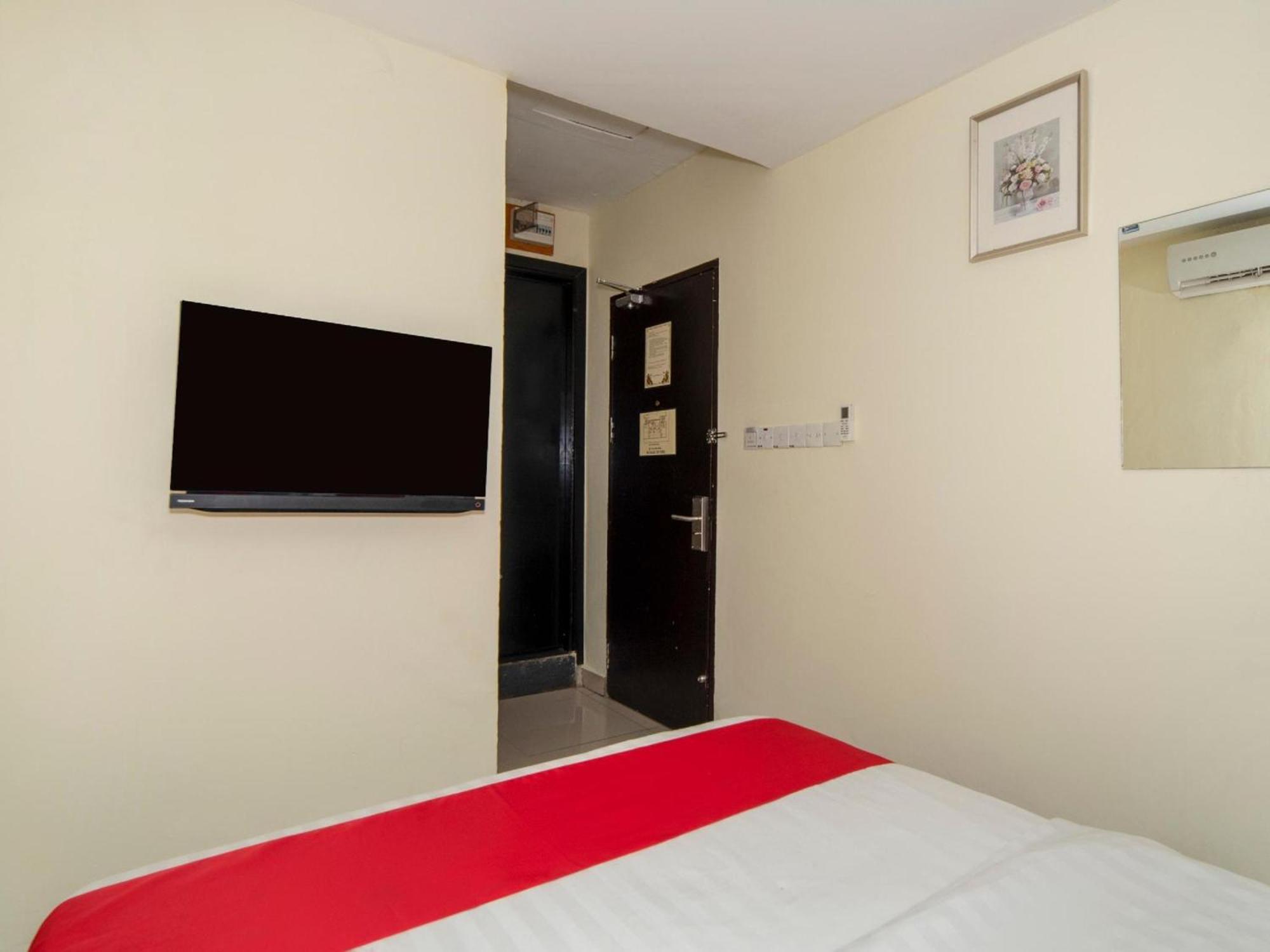 Super Oyo 89944 Stay Inn Kota Kinabalu Esterno foto
