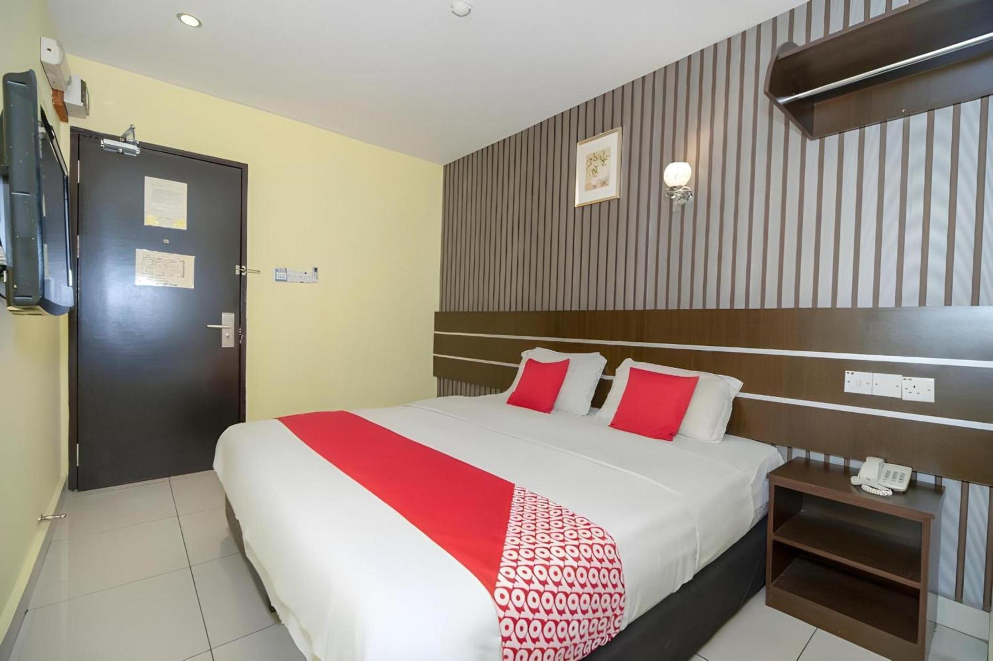 Super Oyo 89944 Stay Inn Kota Kinabalu Esterno foto