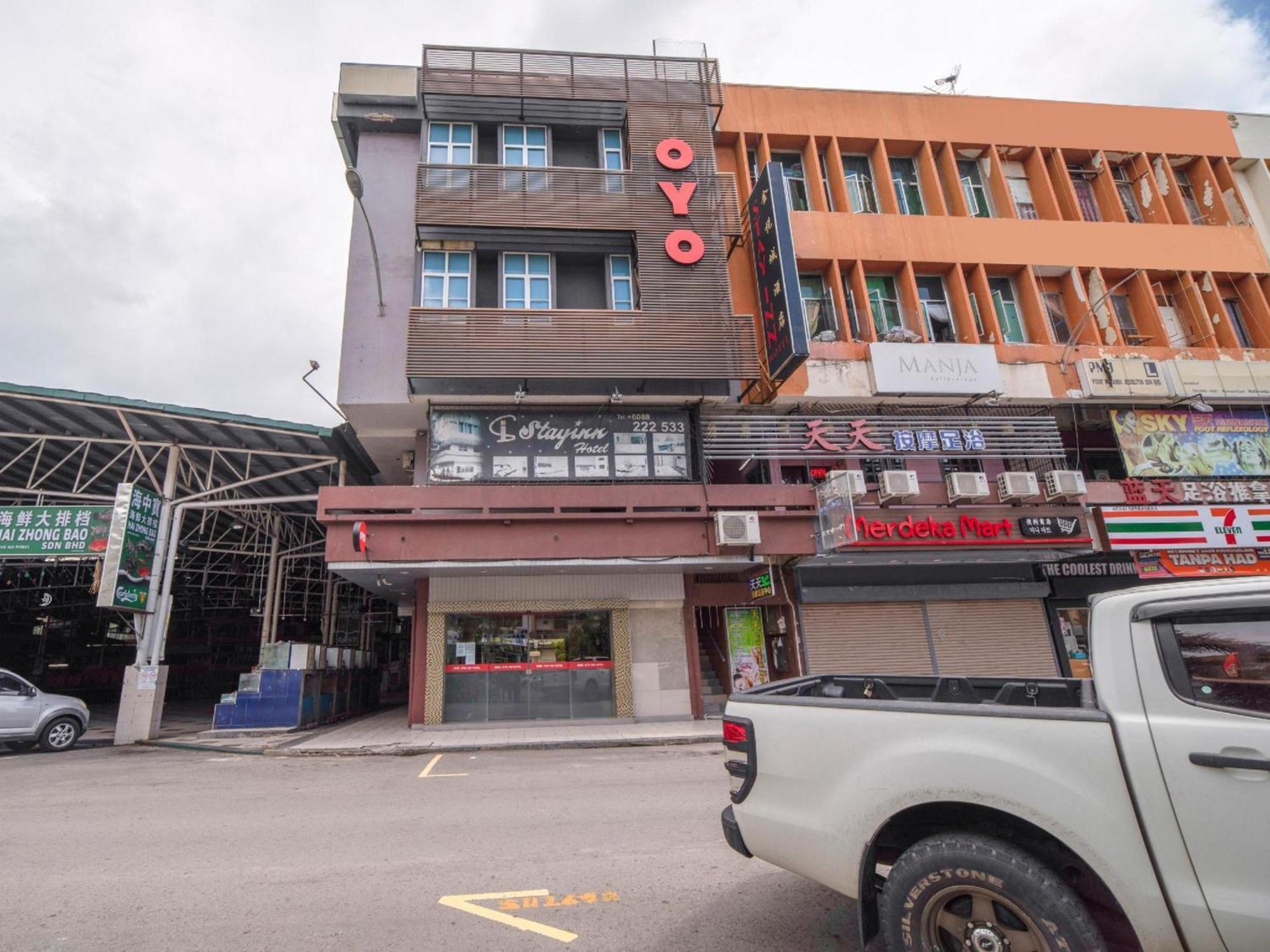 Super Oyo 89944 Stay Inn Kota Kinabalu Esterno foto